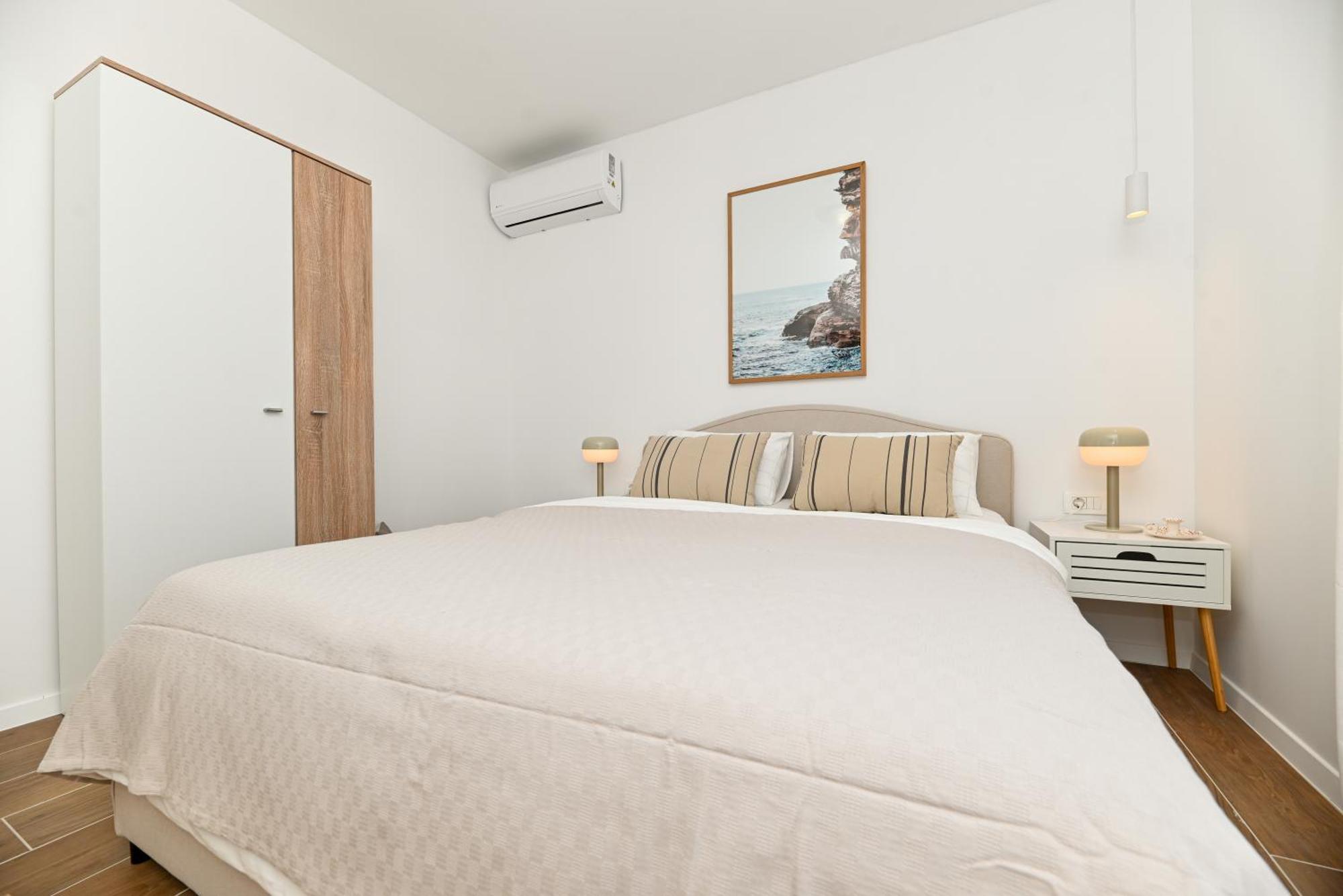 Downtown Apartments Maar โตรกีร์ ภายนอก รูปภาพ
