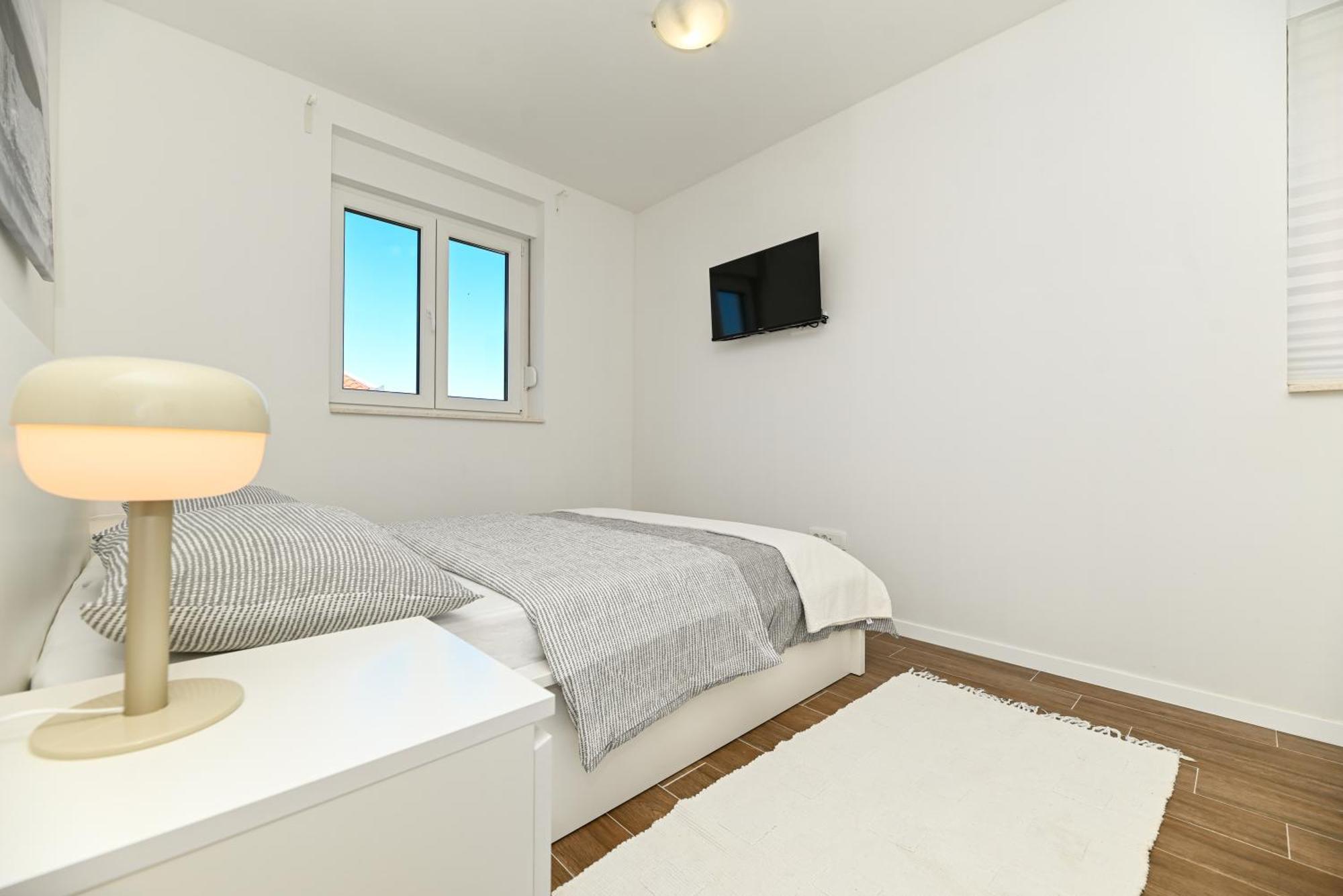 Downtown Apartments Maar โตรกีร์ ภายนอก รูปภาพ