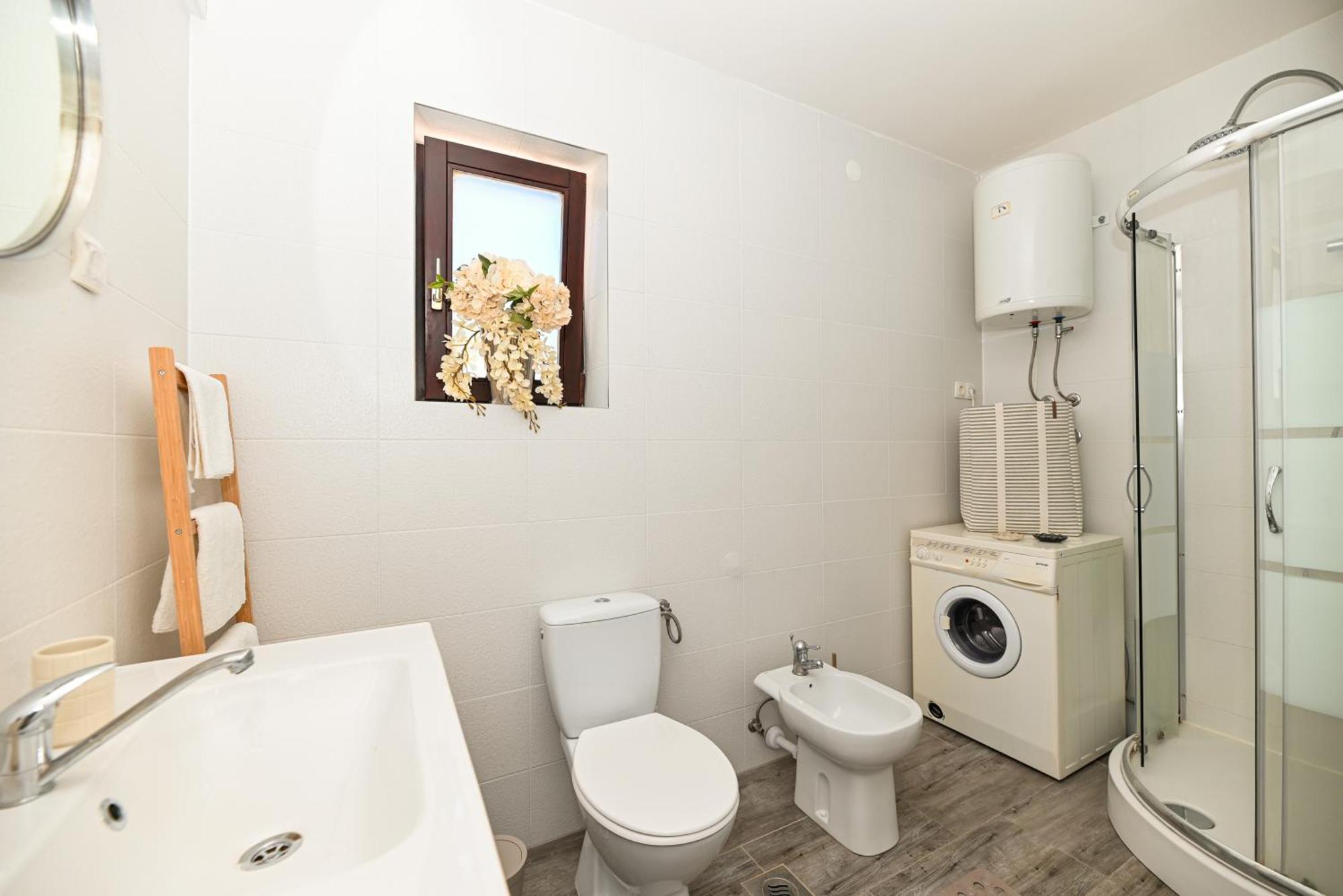 Downtown Apartments Maar โตรกีร์ ภายนอก รูปภาพ